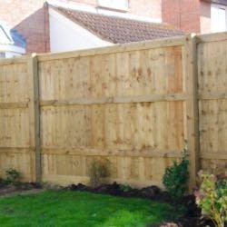 closed board fencing