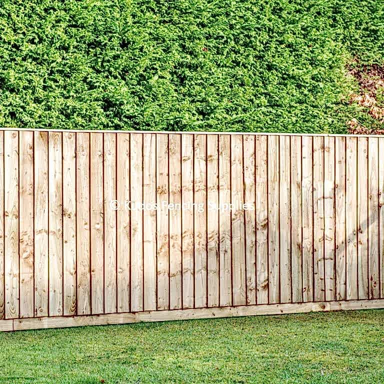 Closed board fencing supplies swindon.