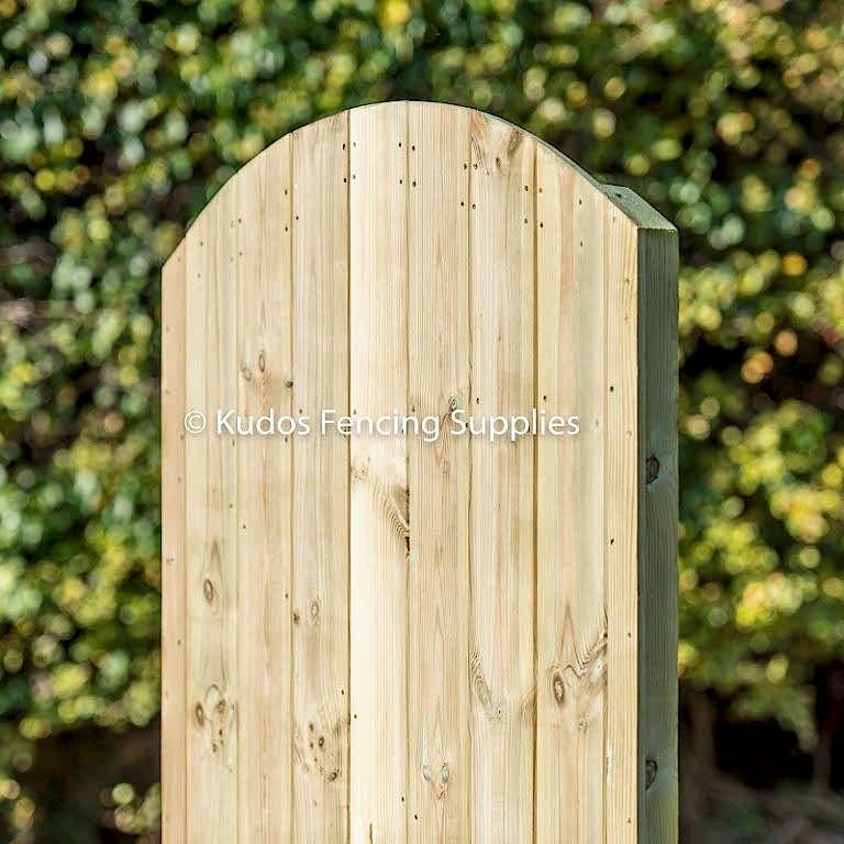 Arch top tongue and groove side gate.