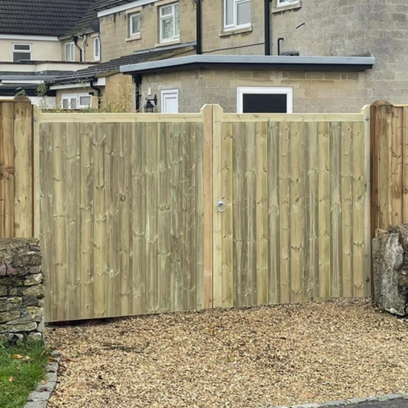 Solid Mendip Pair of Gates