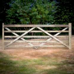 Quality Wooden Field Gates 5 Bar for Access