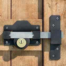 Gatemate long throw lock