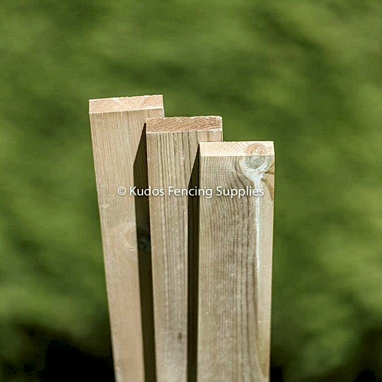 Flat top picket pales