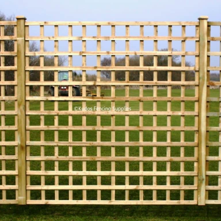 Square trellis with Timber Posts