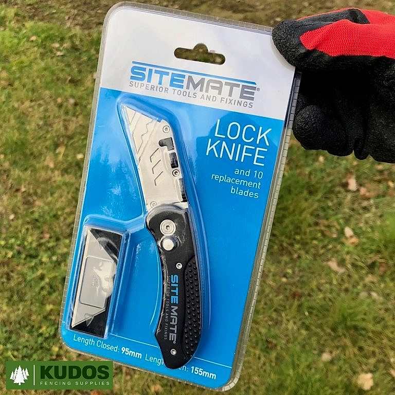 Folding Utility Knife with pack of 10 Blades