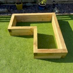L shape flower beds