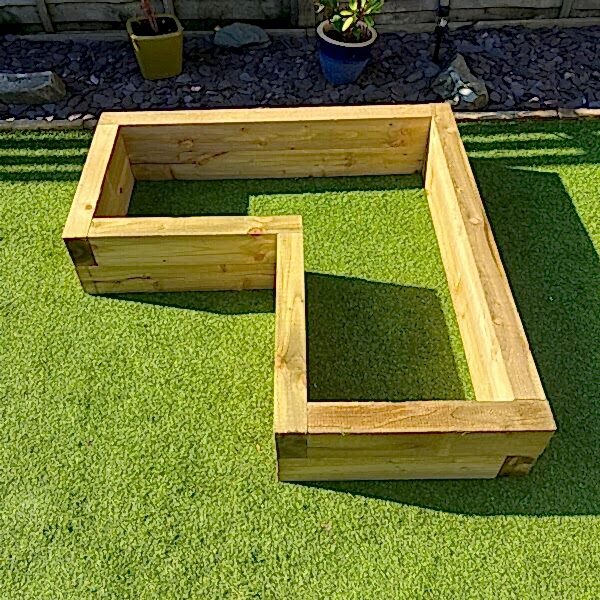 L shape flower beds